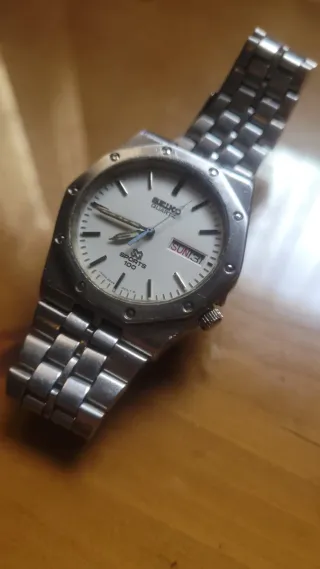 Reloj Seiko 8229-8010 Quartz Sport 100