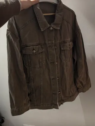 Chaqueta vaquera vintage desgastada