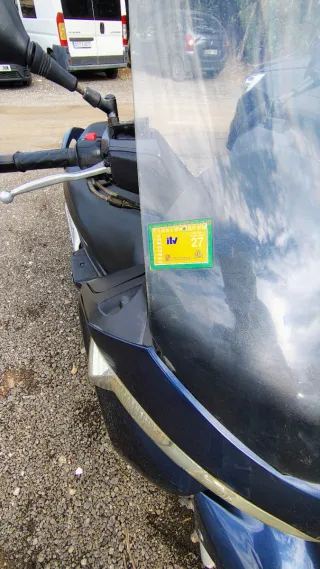 Suzuki Burgman 125 Maxi Scooter