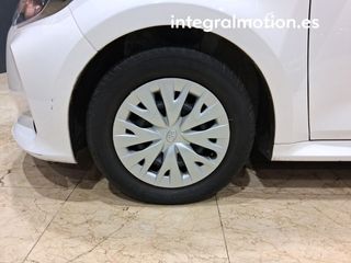 Toyota Yaris 1.0 70 Business