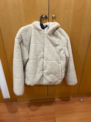 Abrigo pelo Lefties beige