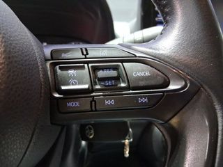 Toyota Yaris 1.0 70 Business