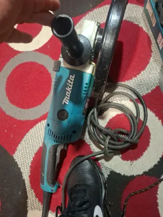 Radial Makita como nuevo