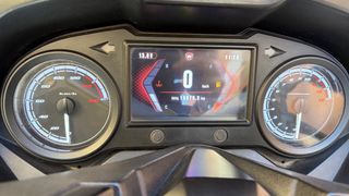 Maxi Scooter Automática Negra. Wottan Storm-S 300