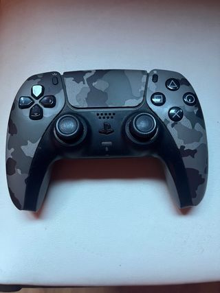 Mando PS5 Camuflaje