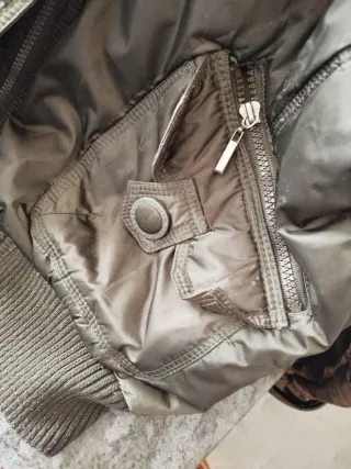 Anorak verde grueso con capucha.chica chico