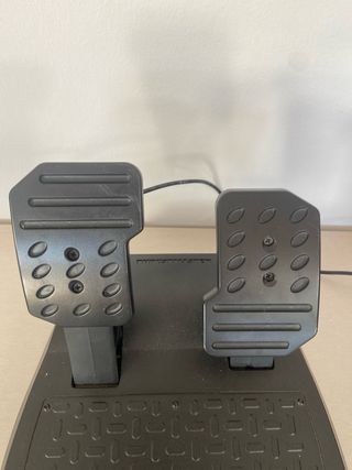 Volante Thrustmaster T150 PS4