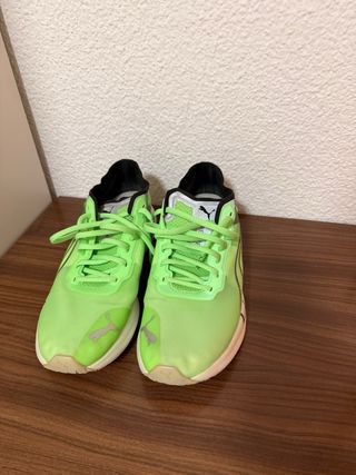 Zapatillas Puma Nitro Verdes y Negras