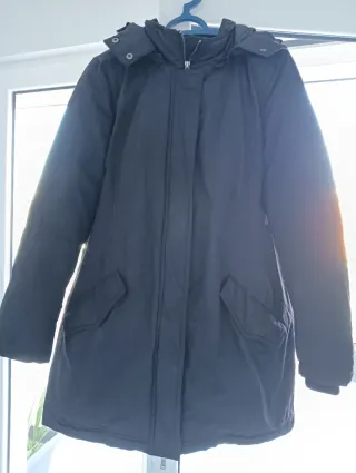 Chaqueta parka negra Only, con capucha