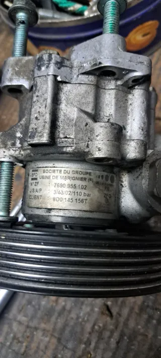 Bomba de dirección asistida