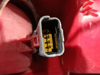 PILOTO TRASERO DERECHO Opel Vivaro Furgón