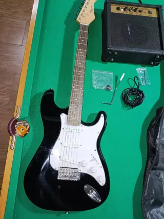 Pack Guitarra Eléctrica DAYTONA Stratocaster