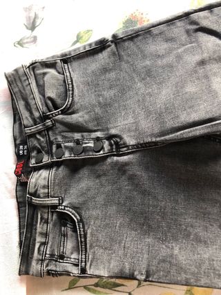 Jeans elasticizzati grigi