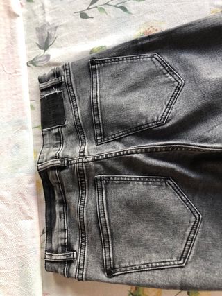 Jeans elasticizzati grigi