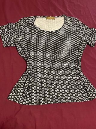 Lote 2 Camisetas Blanca y Negra