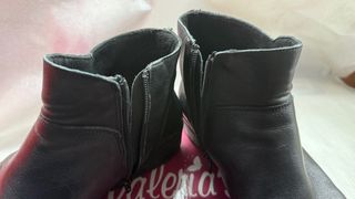 Botines negros mujer