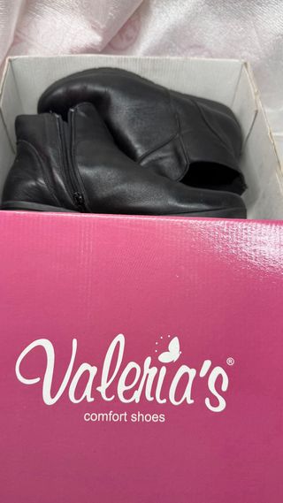 Botines negros mujer