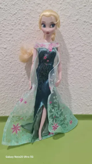 Muñeca Elsa Frozen grande que canta. De Disney sto