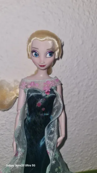 Muñeca Elsa Frozen grande que canta. De Disney sto