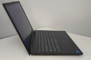 Portátil 15.6" Lenovo V15 G2 i7 11a 256GB+1TB+16GB