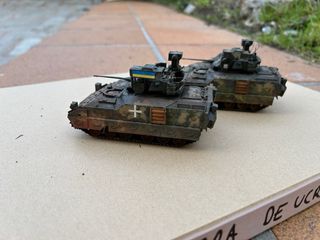 2x Bradley Bolt Action 28mm Ucranianos