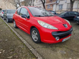 Peugeot 207 2006
