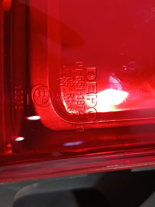 PILOTO TRASERO IZQUIERDO Opel Vivaro Furgón