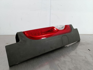 PILOTO TRASERO IZQUIERDO Opel Vivaro Furgón