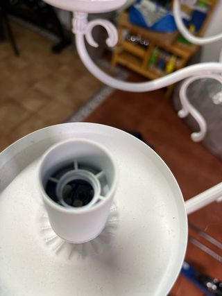 Lámpara araña blanca metal