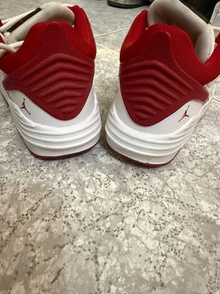 Zapatillas Air Jordan 5 Rojas y Blancas
