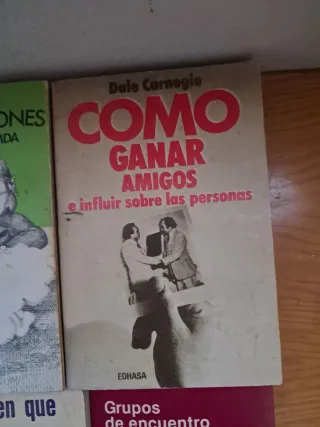 Varios libros de autoayuda