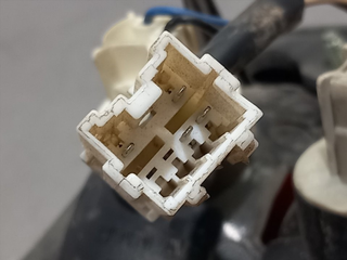 PILOTO TRASERO IZQUIERDO INTERIOR DAEWOO LANOS