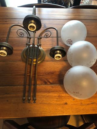 Aplique de pared dorado