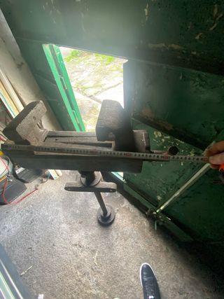Tornillo de trabajo antiguo