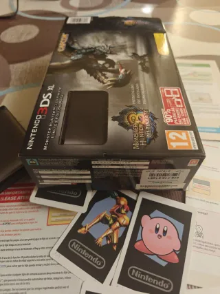 Nintendo 3DS XL Monster Hunter 3 Ultimate