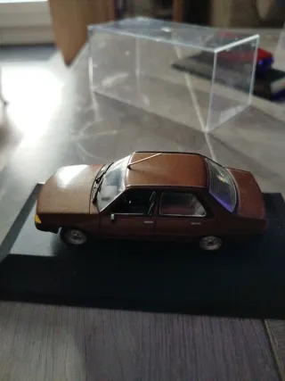 Renault 18 1/43 Altaya