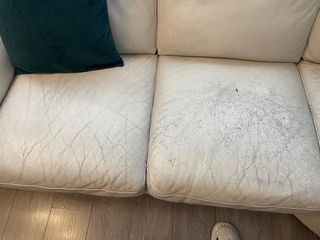 Sofá Natuzzi de piel beige