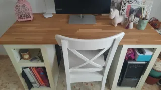 Escritorio Ikea Madera y Blanco
