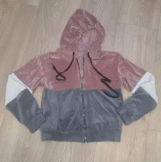 Sudadera con capucha y cremallera talla U