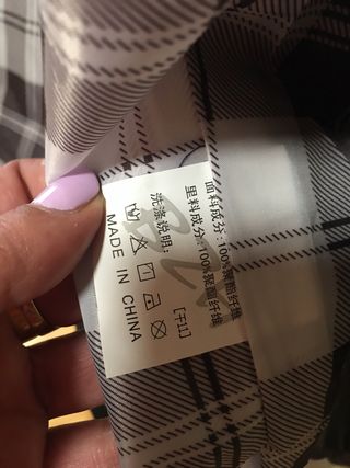 Chaqueta azul con cremallera