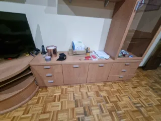 Conjunto TV Aparadores Beige y Marrón