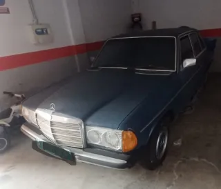 Mercedes-Benz 300 DL WB 1982