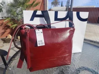 Bolso Adolfo Domínguez Granate de piel Nuevo
