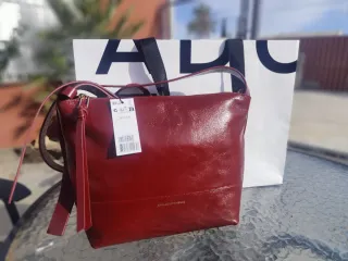 Bolso Adolfo Domínguez Granate de piel Nuevo