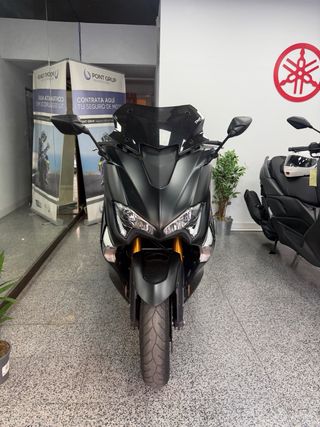 Yamaha TMAX Maxi Scooter