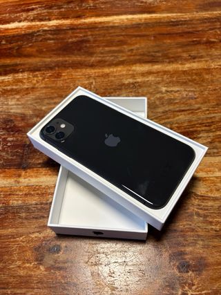 iPhone 11 64GB con caja y cargador Perfecto estado