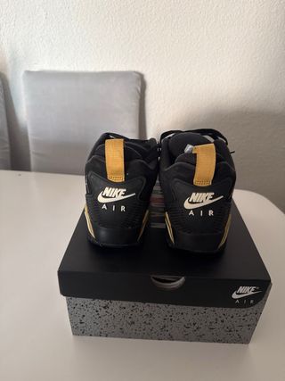 Zapatillas Jordan MVP 92 Negras Talla 44