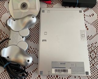 Consola PS2 Silver Plateada 75004 Completa + Juego