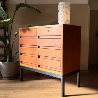 Cajonera vintage madera y metal