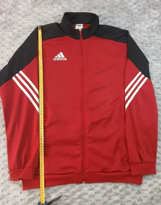 Chaqueta deportiva Adidas roja y negra Talla M